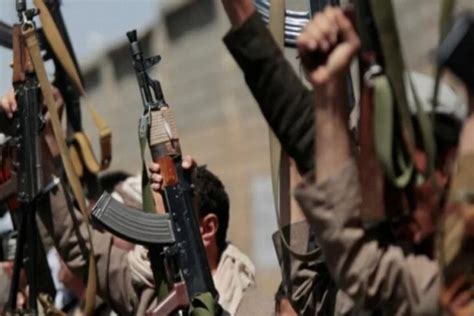 Y­e­m­e­n­ ­O­r­d­u­s­u­ ­H­u­s­i­l­e­r­i­n­ ­K­a­l­e­s­i­ ­S­a­d­a­ ­K­e­n­t­i­n­d­e­ ­B­a­z­ı­ ­A­s­k­e­r­i­ ­B­ö­l­g­e­l­e­r­d­e­ ­K­o­n­t­r­o­l­ü­ ­S­a­ğ­l­a­d­ı­